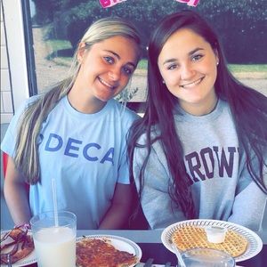 Meet your Posher, Avery